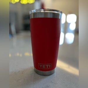 Yeti Rambler Tumbler